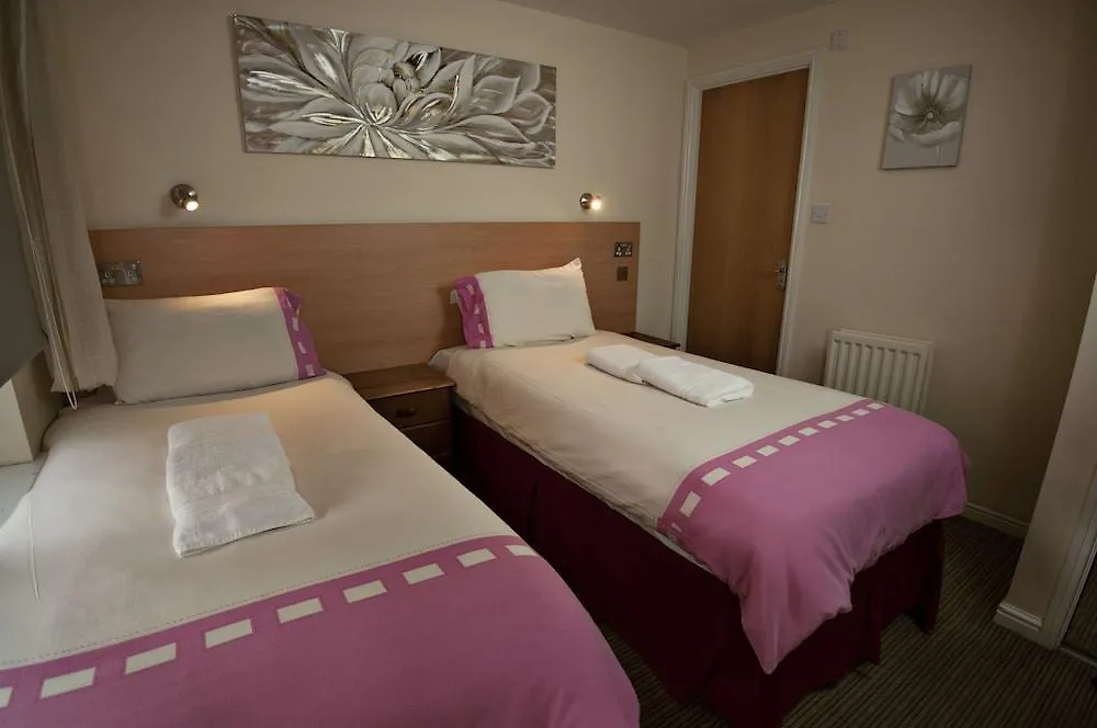 Lochend Serviced Apartments EDI 0*,