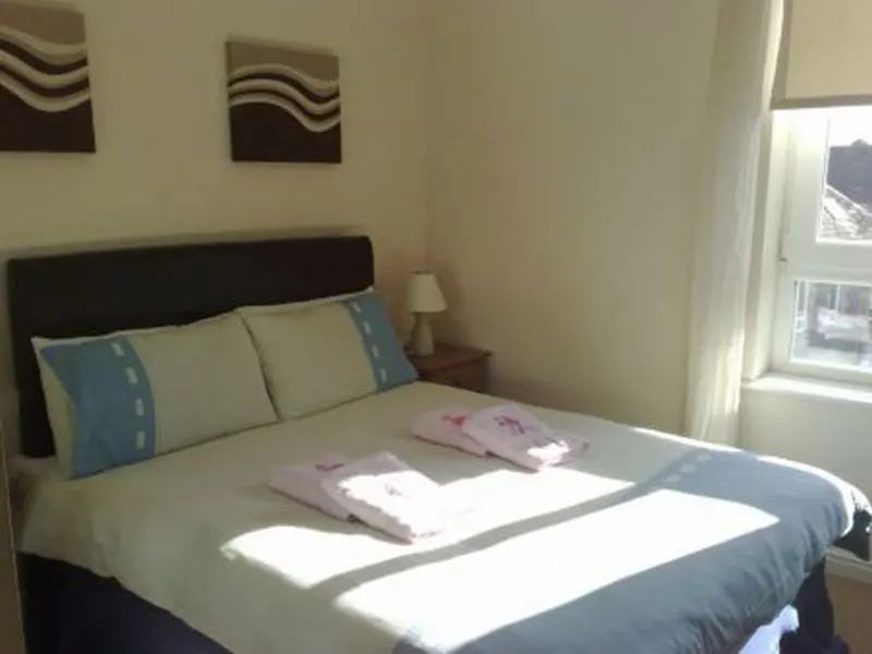 Lochend Serviced Apartments EDI