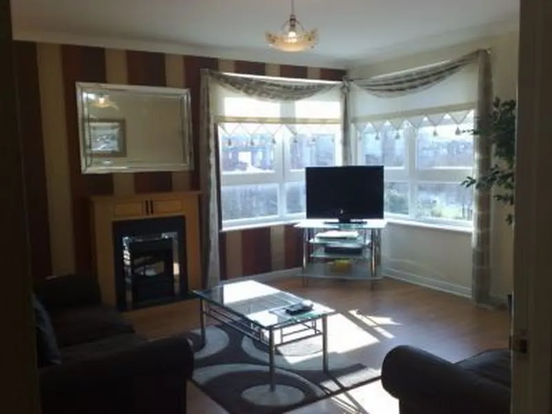 Lochend Serviced Apartments EDI