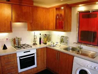 Lochend Serviced Apartments EDI 0*,