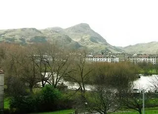 Lochend Serviced Apartments Edinburgh